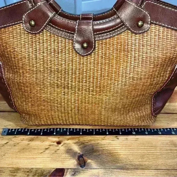 Fossil Woven Straw look Boho circle handle hand bag purse with shoulder strap - Picture 14 of 15